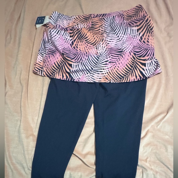 Tommy Bahama Everyday Active Skirted Leggings Women’s XL Tropical Print - Picture 3 of 4